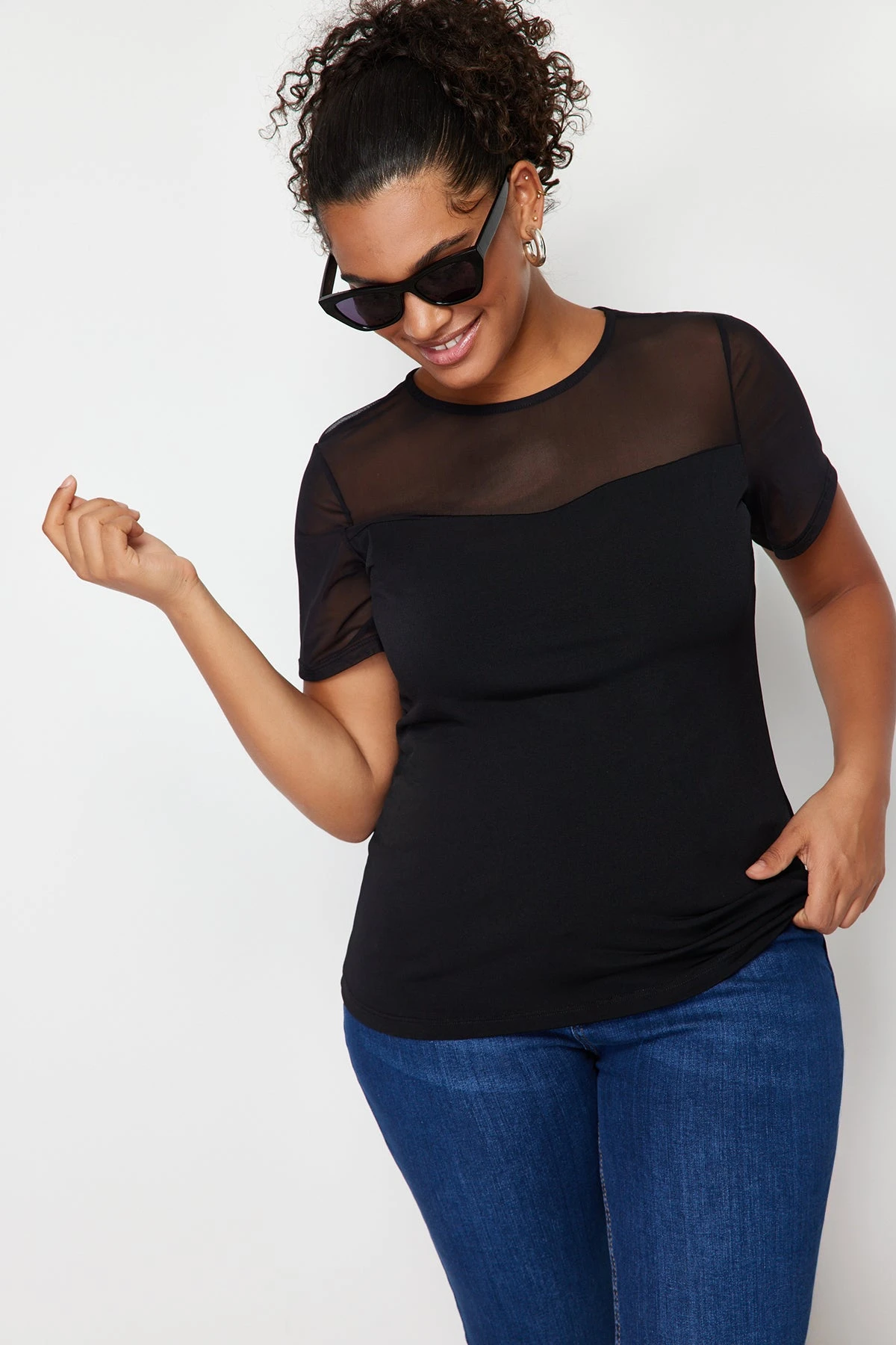 Curve Women's Plain Short Fitted Plus Size Blouse - Image 5